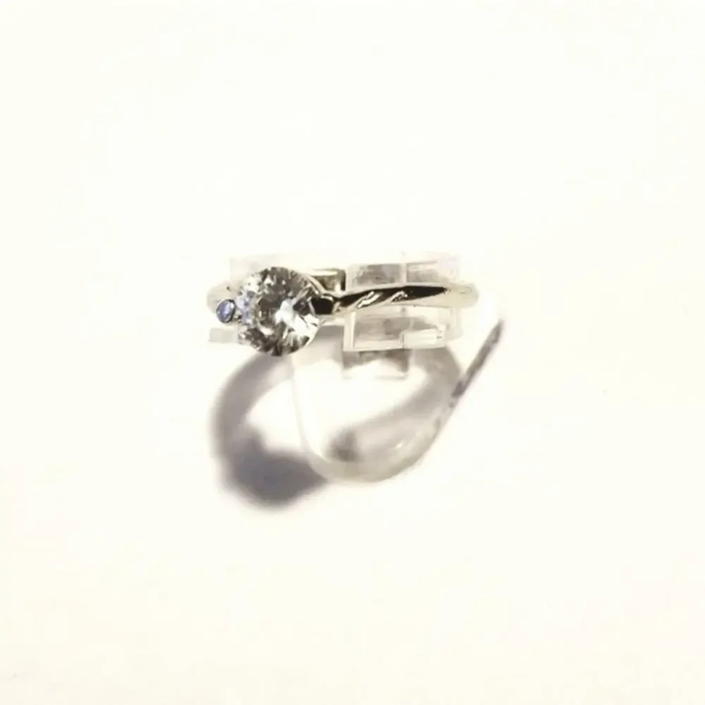 New stainless steel women's CZ‎ ring 7.5